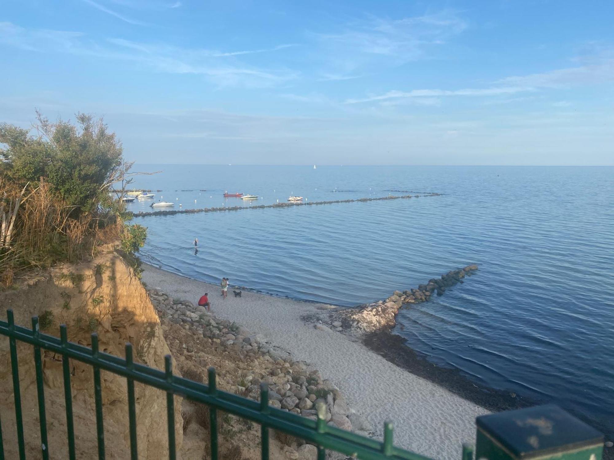 Wohnwagen Auf Dem Wulfenerhals Ca 150M Bis Zum Meer Fehmarn Exterior foto